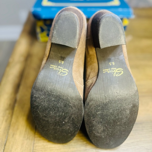 Sbicca Vintage Collection Fringed Tan Suede Ankle Boots Size 8.5 - Picture 3 of 9